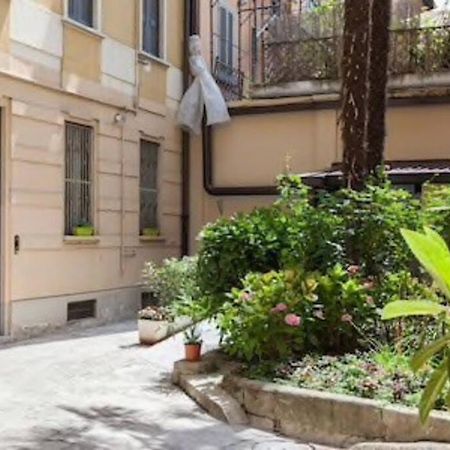 Exquisite Stay Via Crema Milan Bagian luar foto