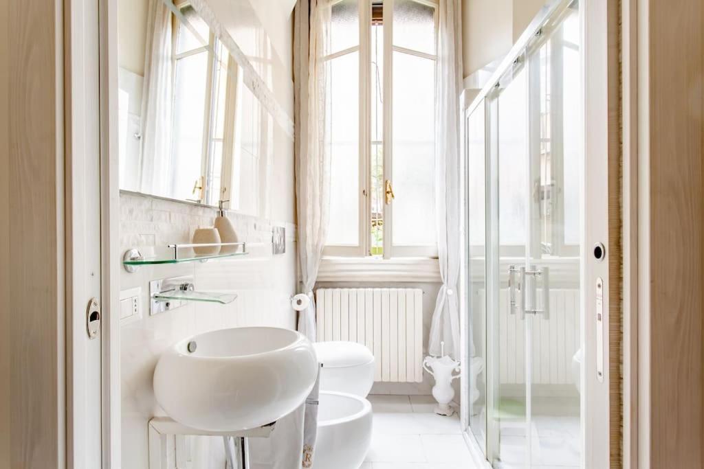 Exquisite Stay Via Crema Milan Bagian luar foto